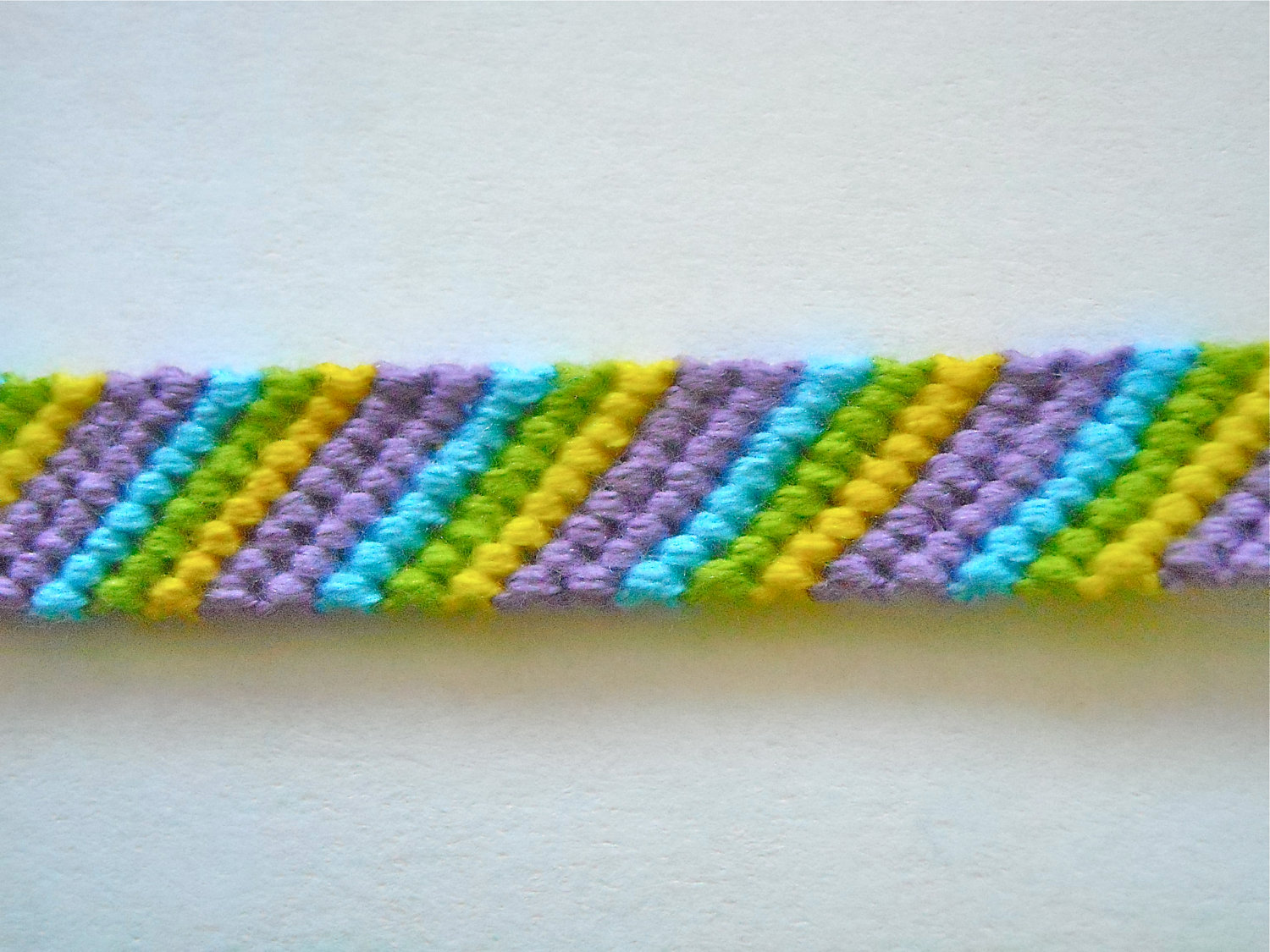 Candy stripe friendship bracelet tutorial 3 colors for beginners 