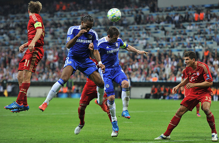 picture of drogba heading
        goal