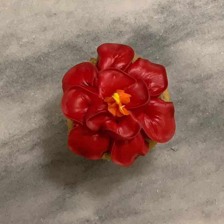 Poinsettia Cupcakke